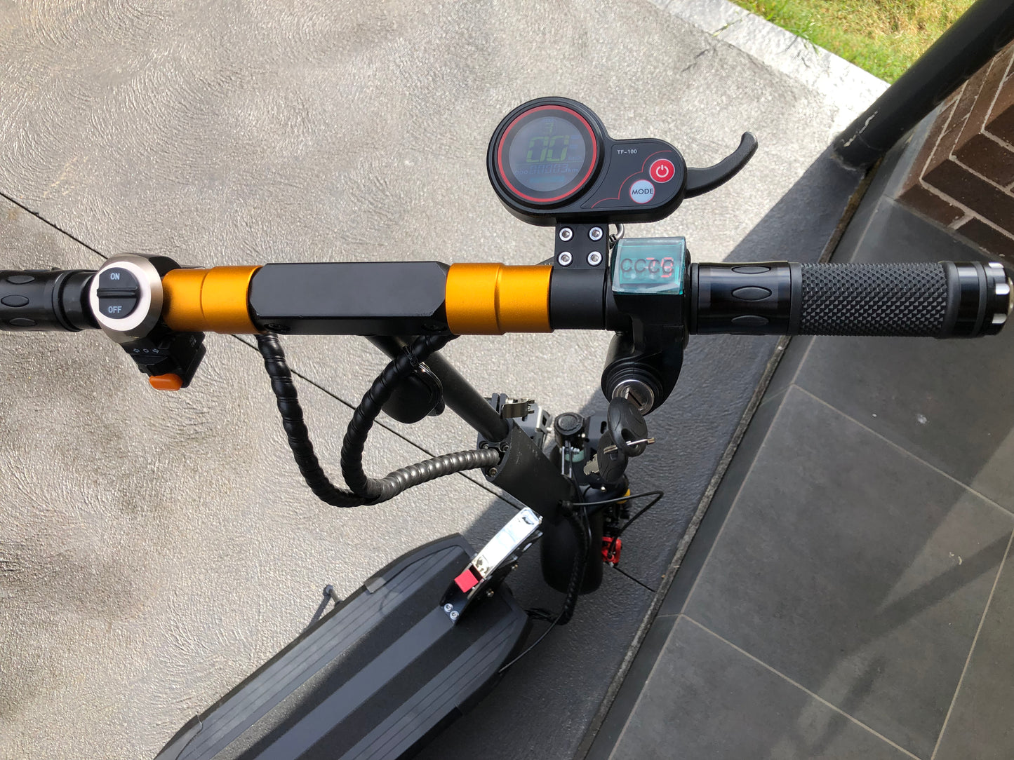 Model 9800 (800W Motor) Foldable Escooter 48V10ah Lithium Battery