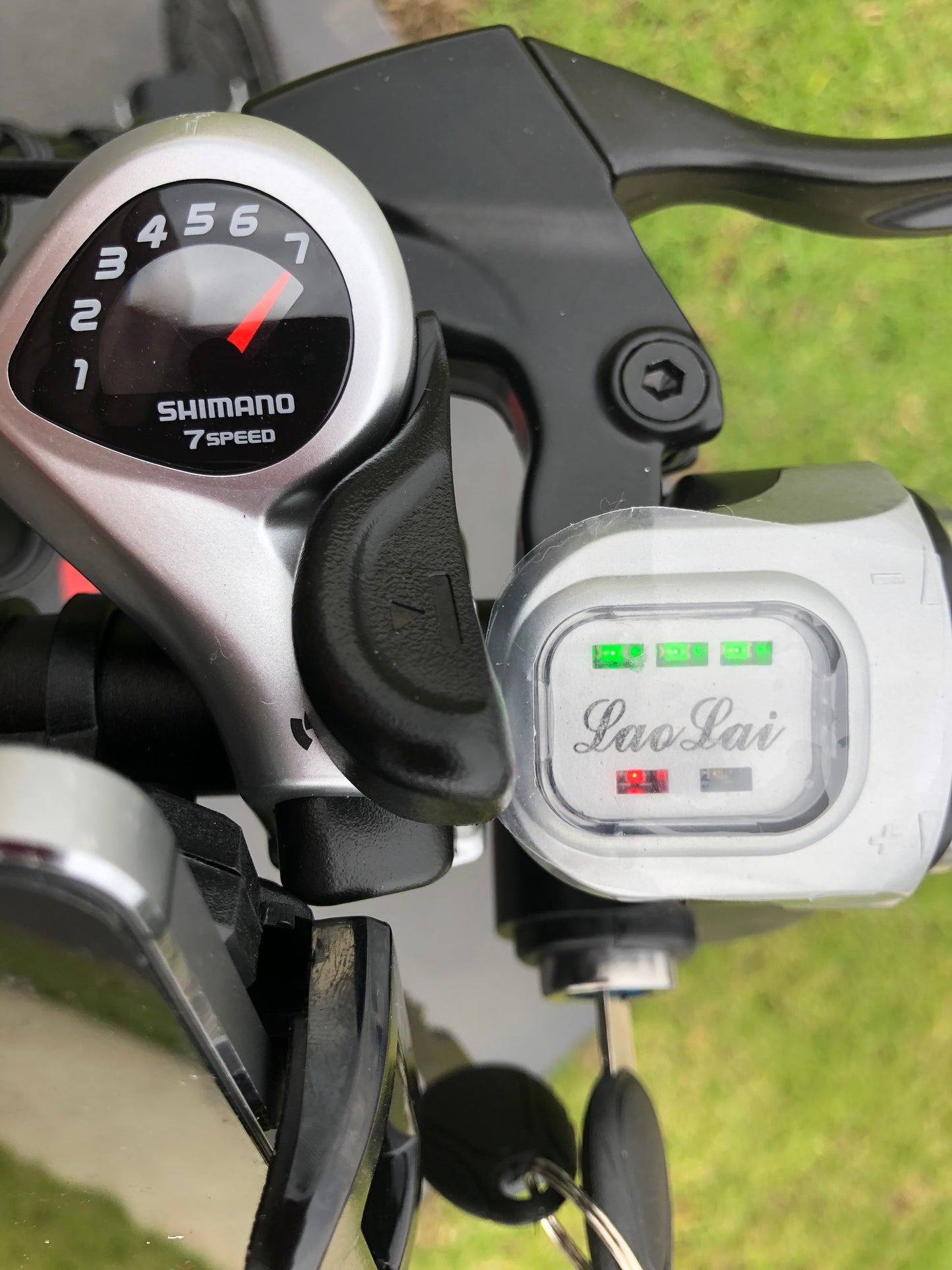 Foldable 20 inches tyres seven gears e-bikes with USB/ Phone Holder 250W motor 36V 10 ah Lithium Battery ( Phone Holder n USB Charge)